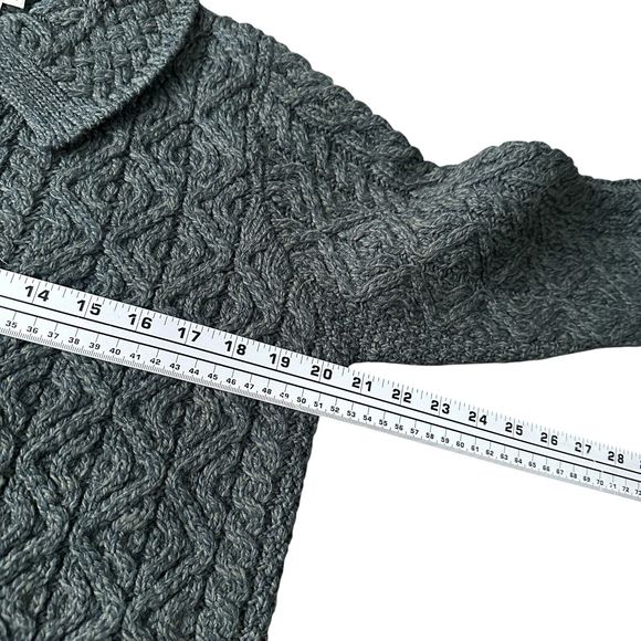 Aran Crafts Cardigan Sweater Women's Small Green Irish Merino Wool Button New - Picture 7 of 9